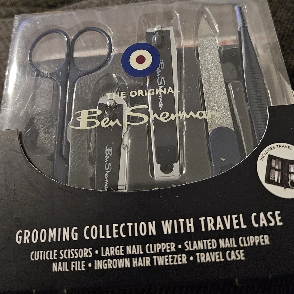 Grooming kit